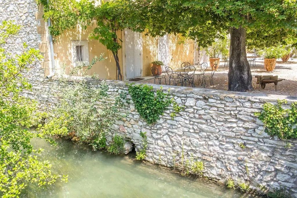 Hotel Blanche Fleur à Châteauneuf-de-Gadagne France